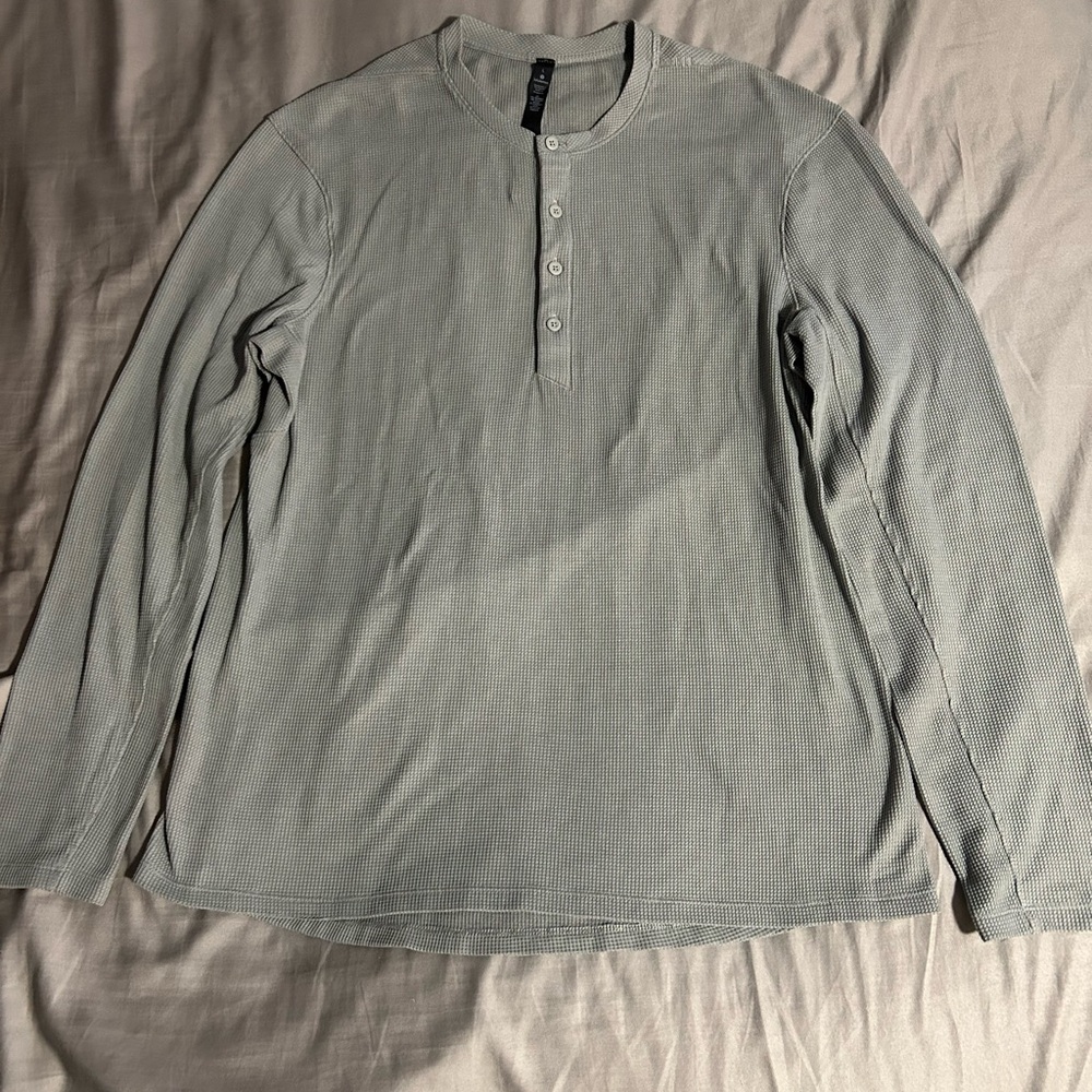 lululemon athletica Grey Shift Stitch Henley Long Sleeve Size L